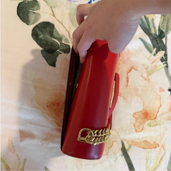 Michael Kors Red Shoulder Bag with Gold Chain - Picture 7 of 8